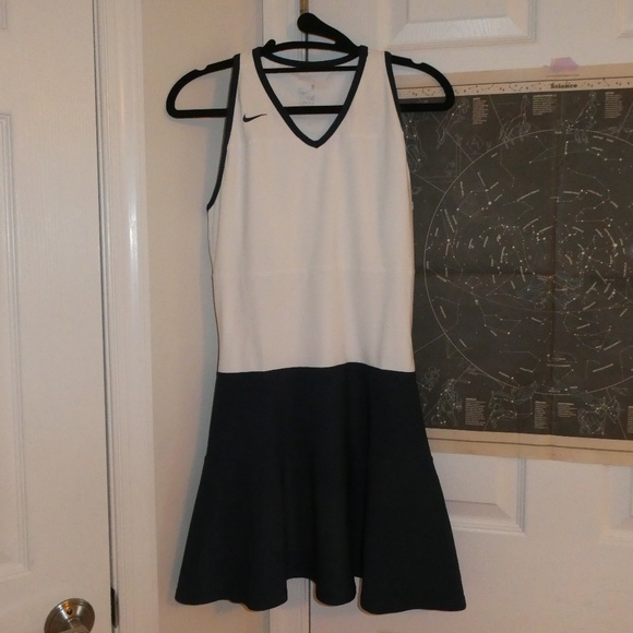 Nike Dresses & Skirts - NIKE TENNIS DRESS